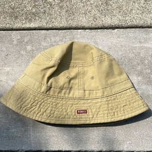 Kurtz Khaki Bucket Hall (NWT)